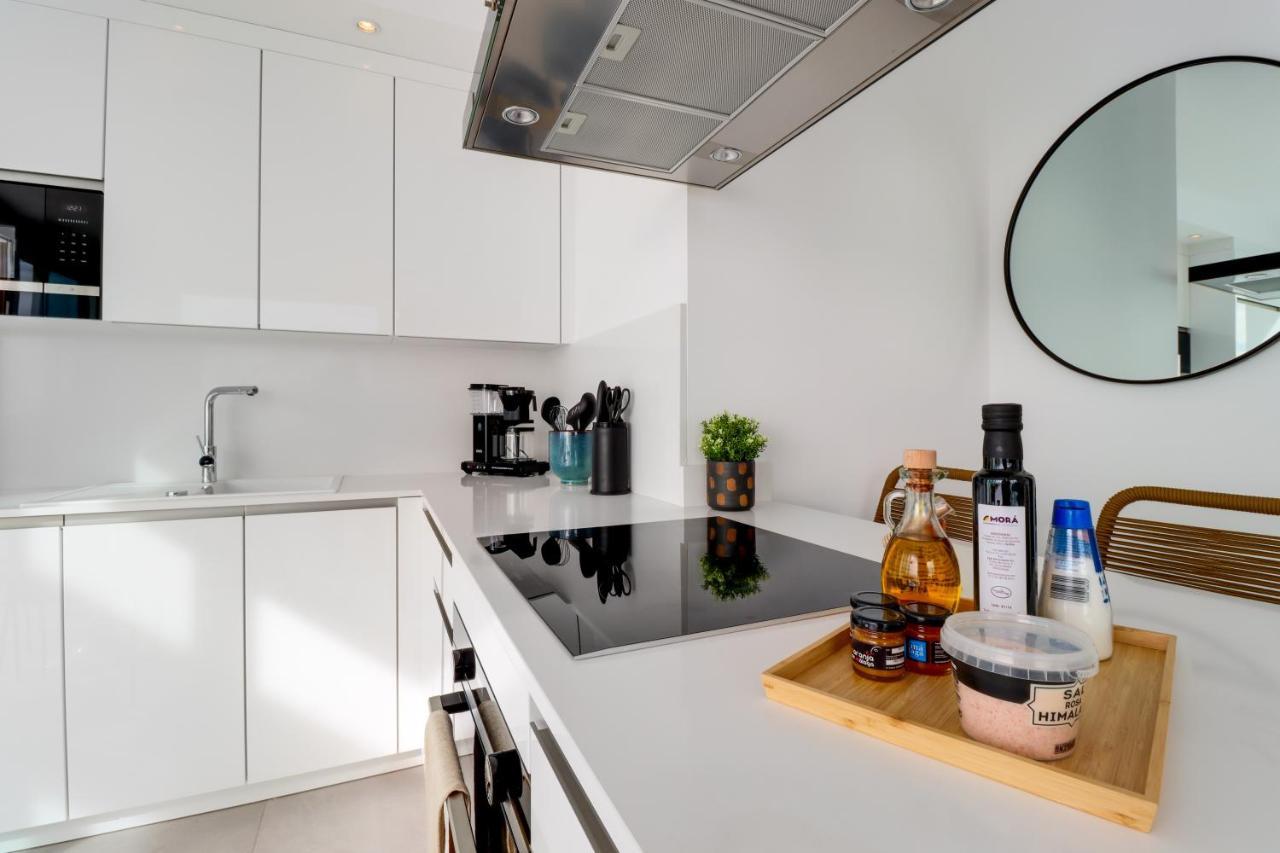 Bayview Hills, Luxury 2 Bedroom Apartment ตอร์ร็อกซ์ ภายนอก รูปภาพ